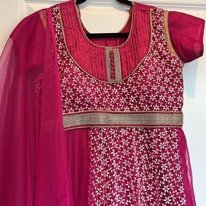 Indian Chudidhar. Medium